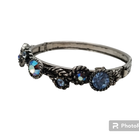 VINTAGE SILVERTONE HINGE BRACELET WITH ROPE DESIGN & BLUE & GOLD AB CRYSTAL - Picture 4 of 8
